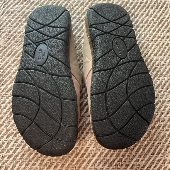 Women’s Earth Origins Size 7 - Picture 3 of 3
